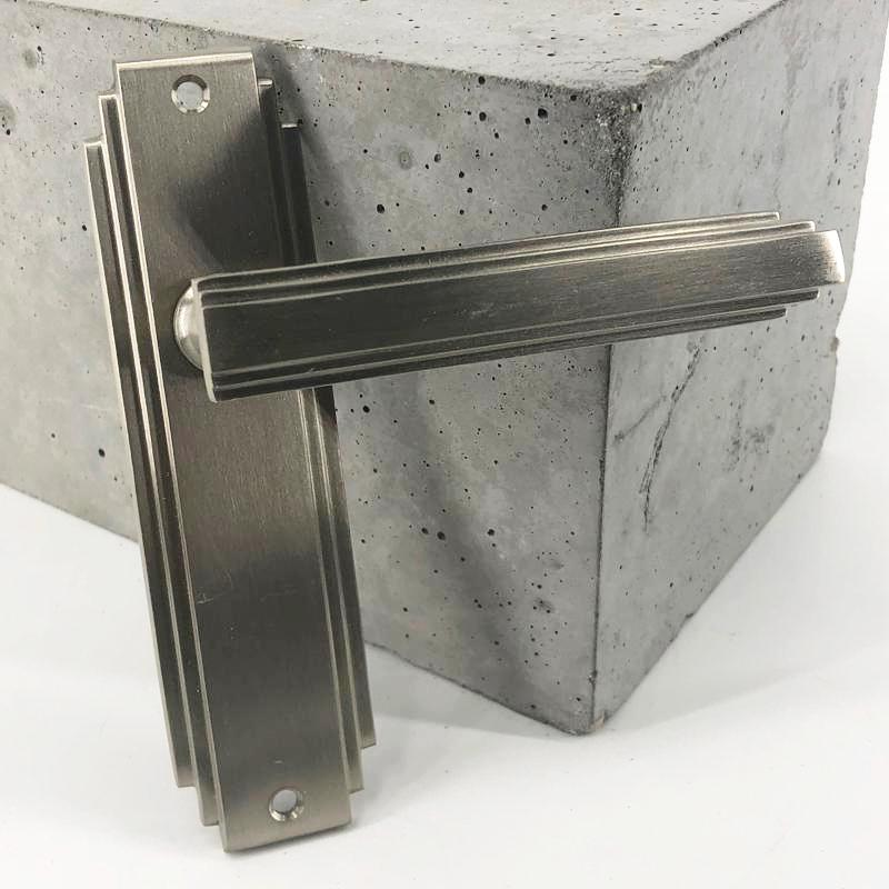 Clemsford Handle