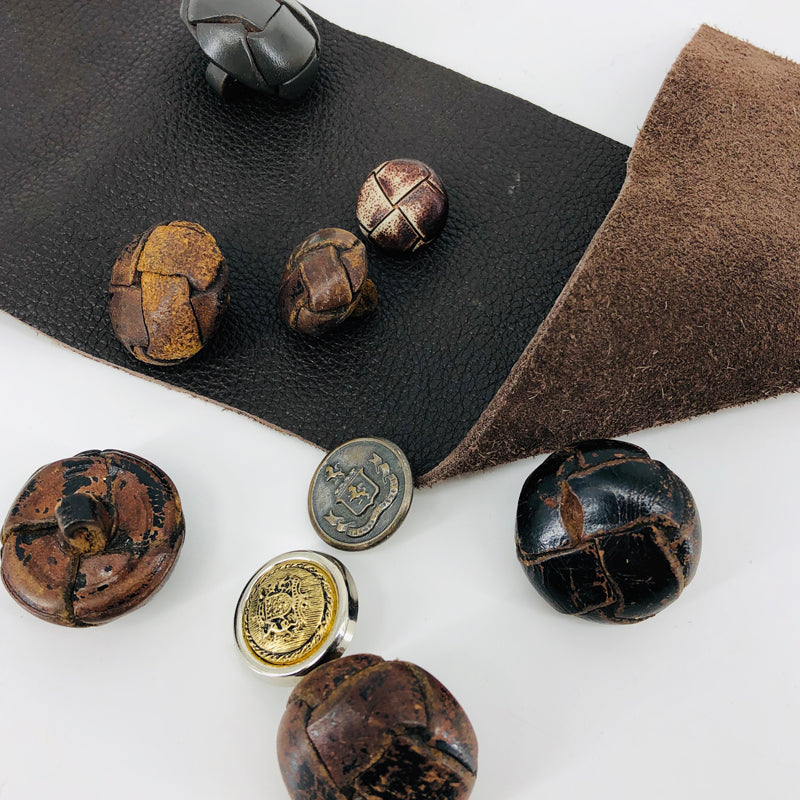 Button Set Leather